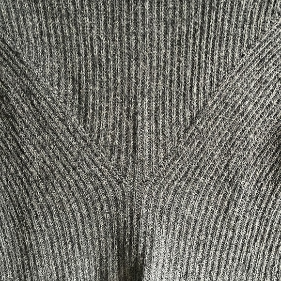 Ann Taylor Sweater - Picture 4 of 4